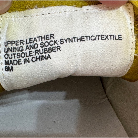 Banana Republic leather sneakers, lime - Picture 5 of 8